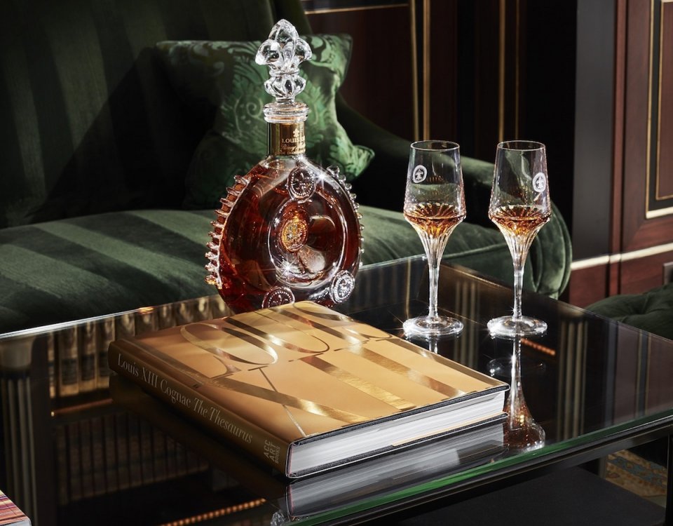 960px x 750px - Louis XIII Cognac Art Book - Hispotion