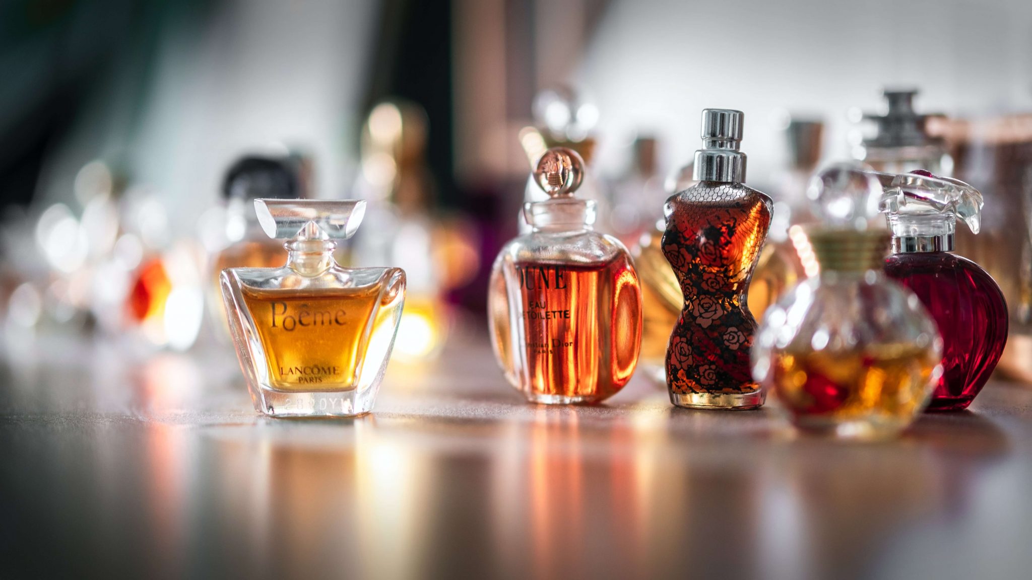 Guide To 10 Worst Colognes From The 90s Hispotion