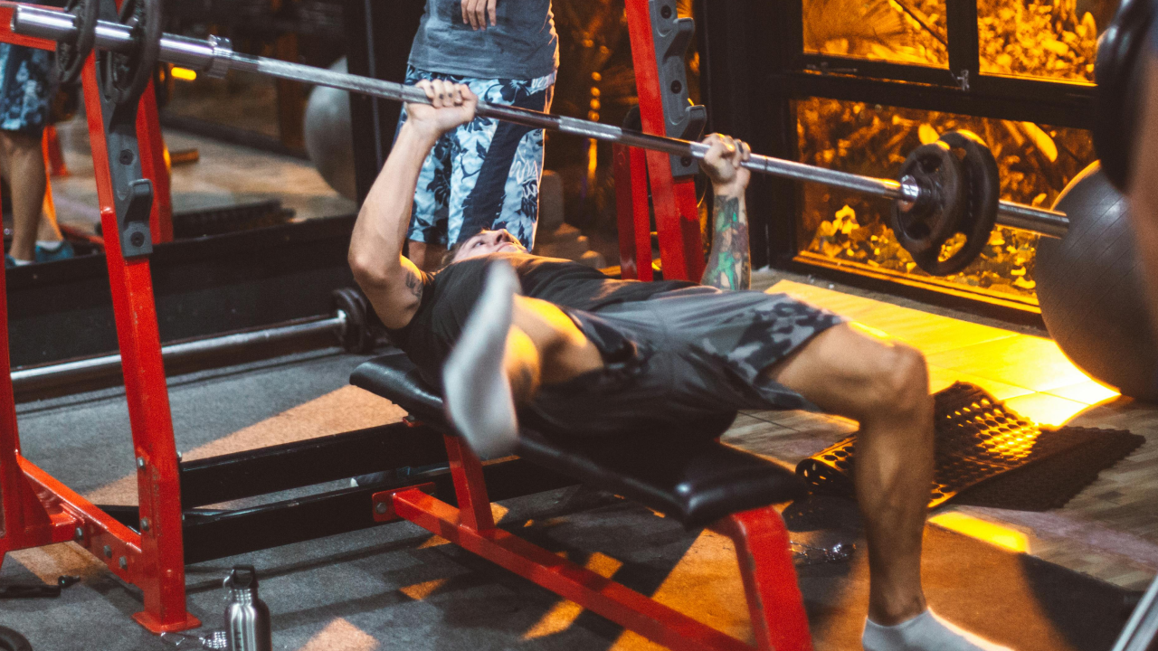 The Drawbacks of Heavy Weightlifting