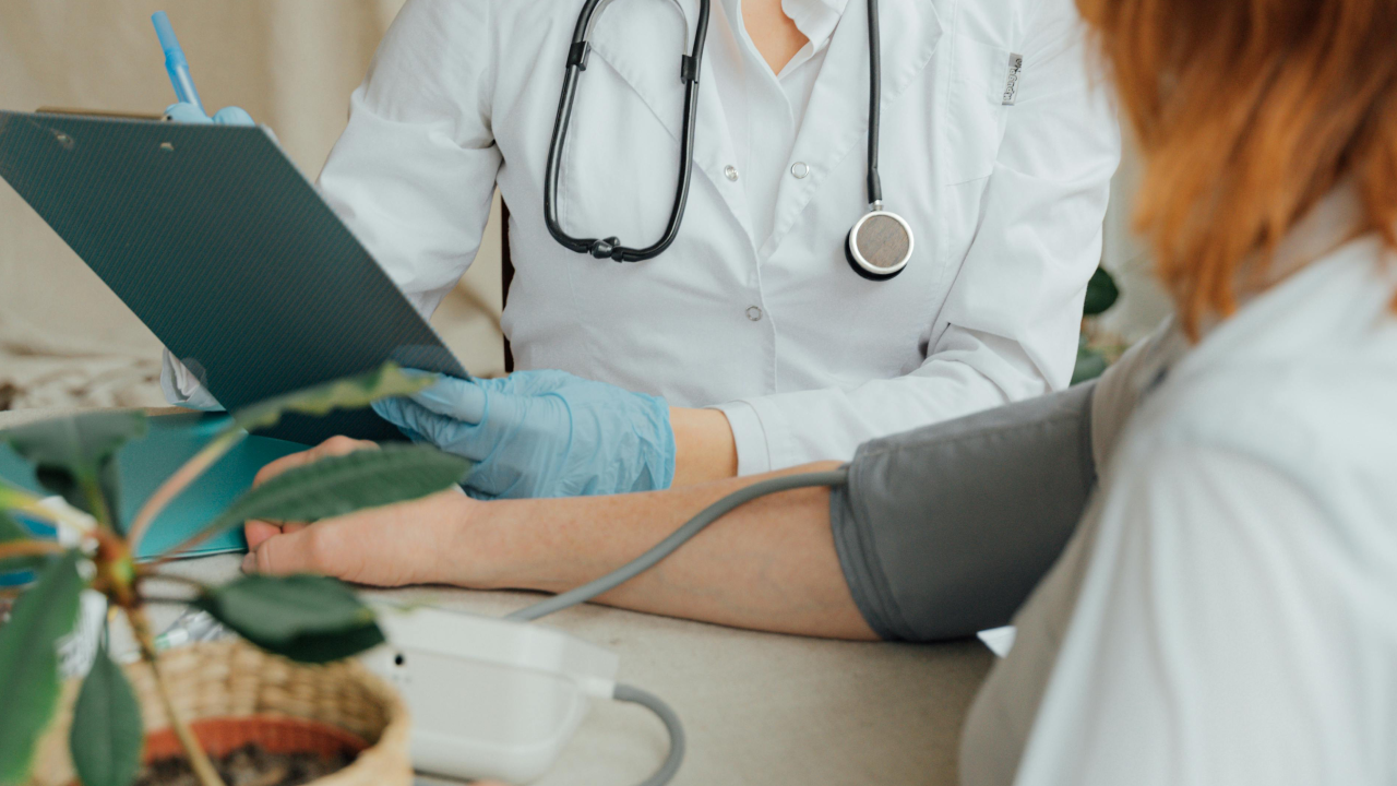 When to see a healthcare professional for High Blood Pressure