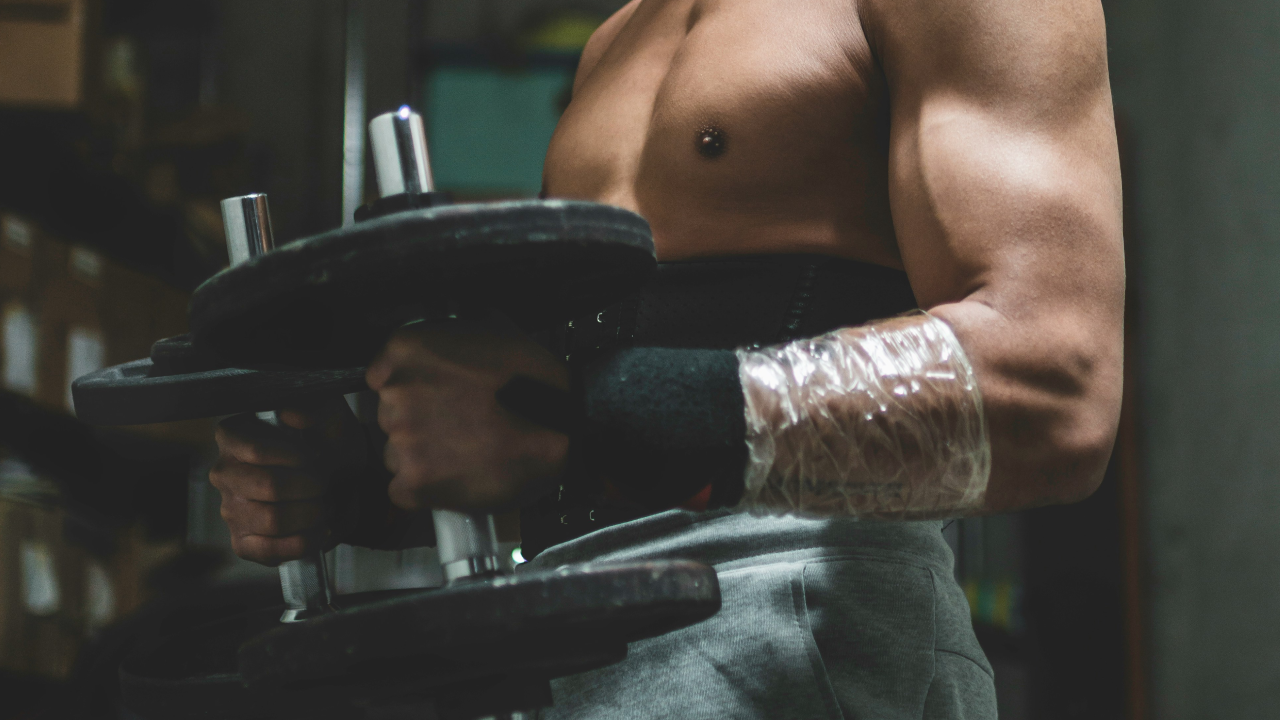 Complementary Exercises for Maximum Biceps Growth