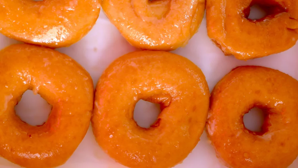 Deliciously Simple: How to Make Classic Donuts at Home Like a Pro