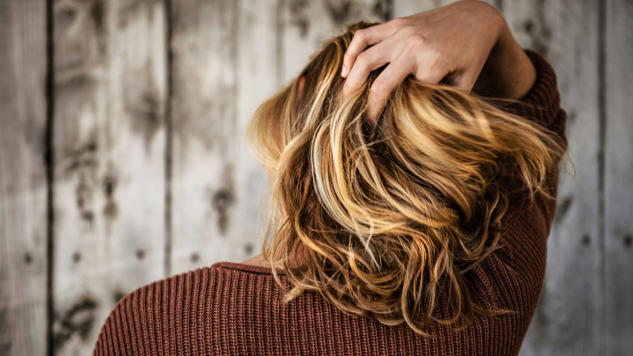 Factors That Influence How Often You Should Wash Your Hair