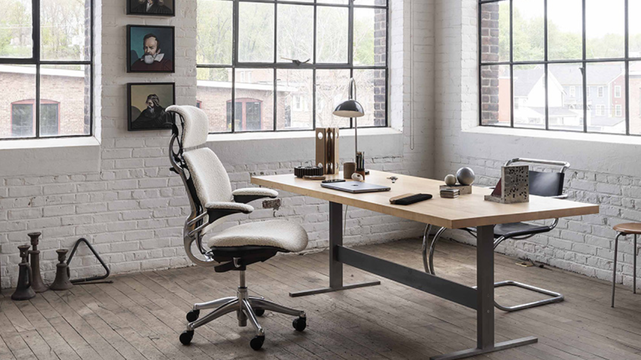 Humanscale Freedom Chair