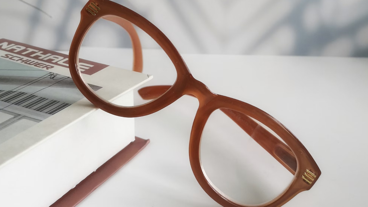 Sustainable Style: Eco-Friendly Glasses Take Center Stage