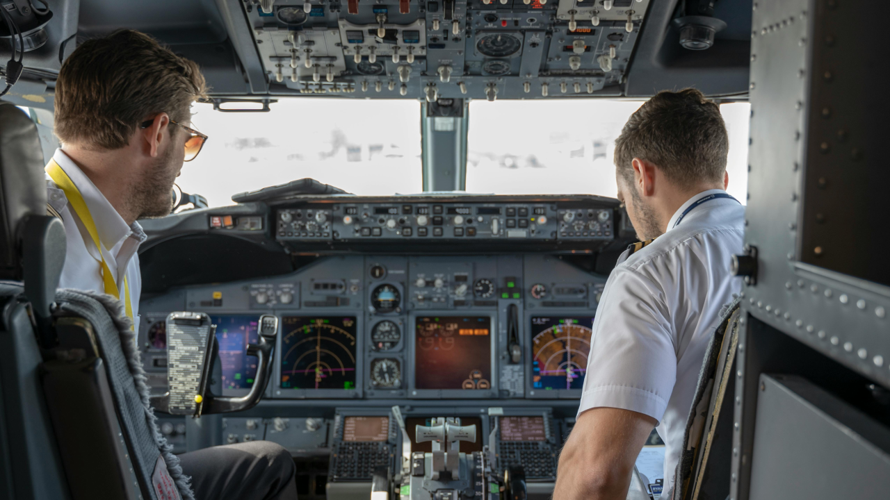 Climbing the Ranks: Captains and Major Airlines