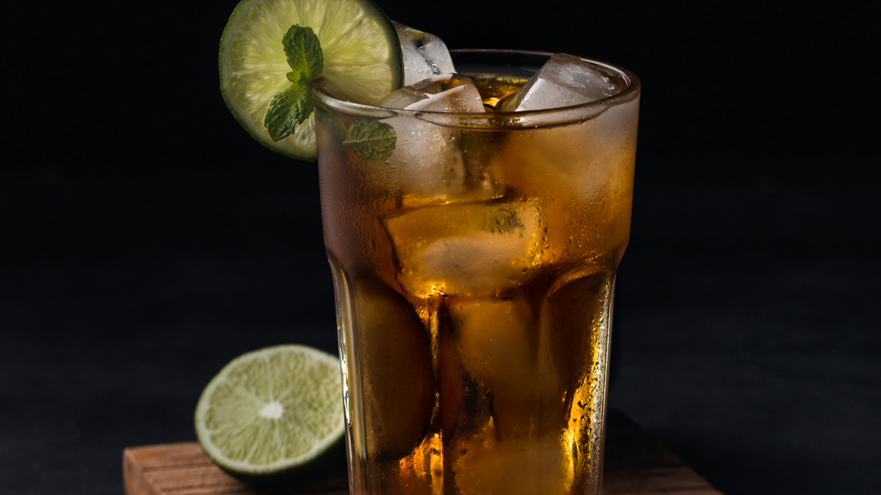 Iced Green Tea with Citrus: A Natural Energy Boost